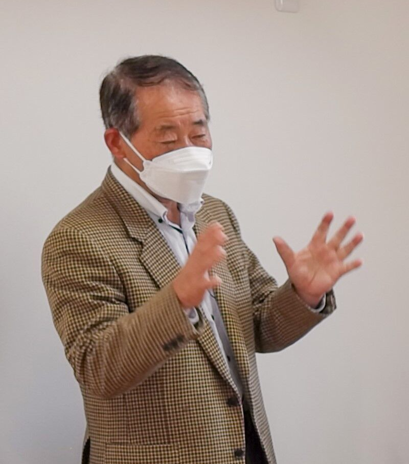 代表の写真